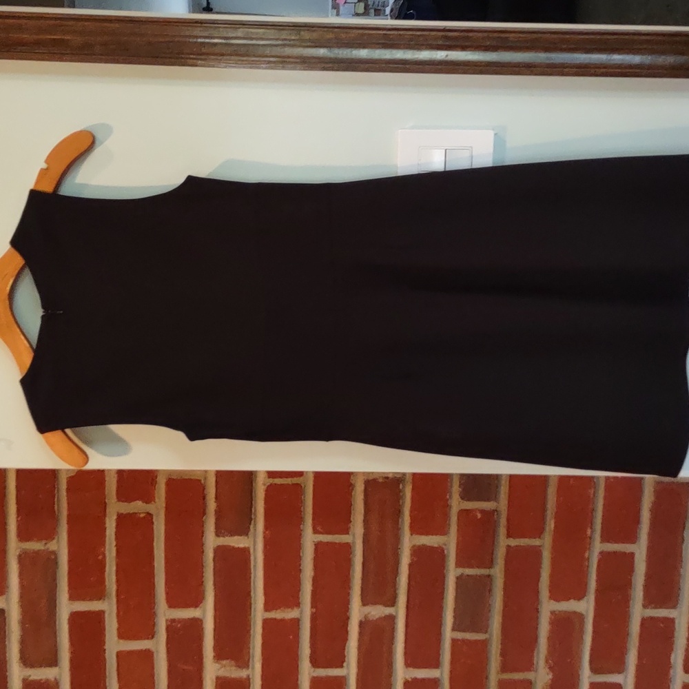 A.L.C. Jacobson black sleeveless deep-v dress. Metal bar detail at waist. Size 2 - Picture 8 of 14